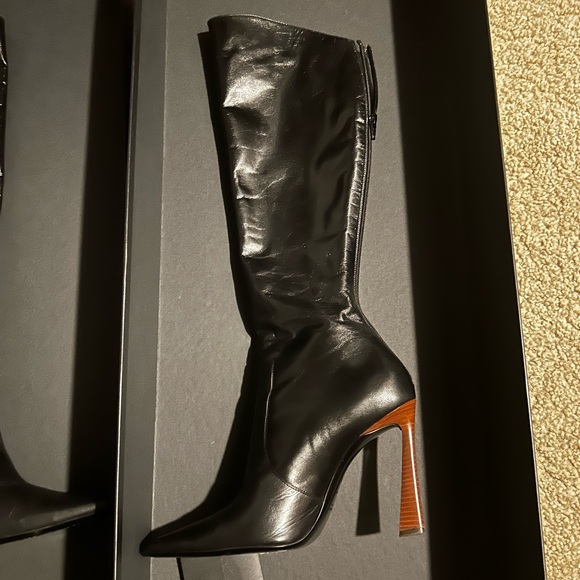 Saint Laurent Justify Boots - Picture 2 of 5